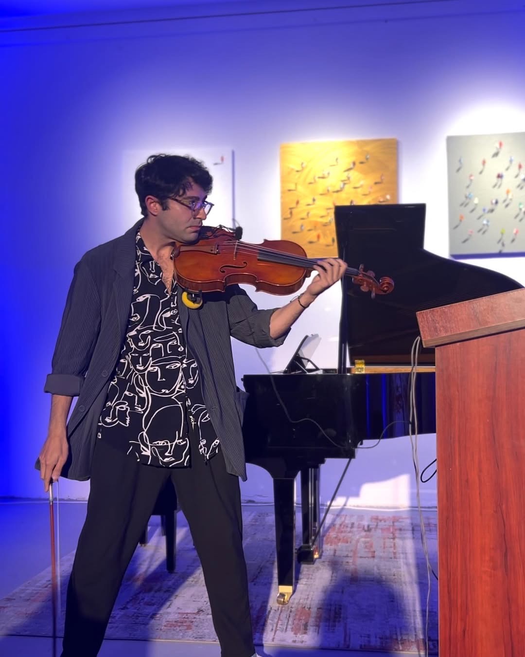 Deniz Çağlarcan performing Void at the Shadows Contemporary Art Festival